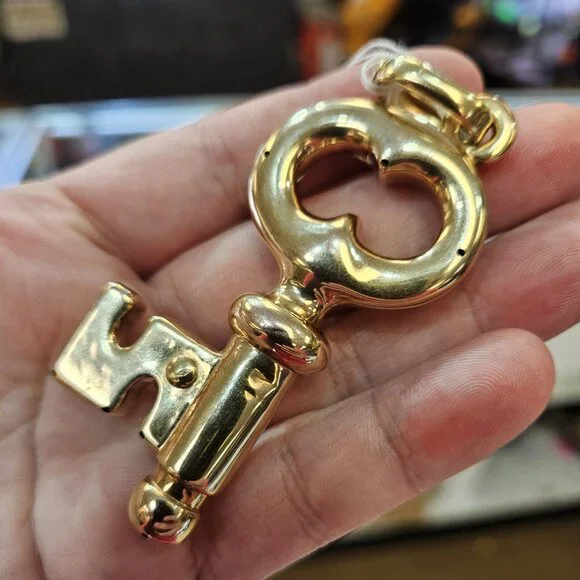 18K Yellow Gold Hollow Large Key Pendant 2.75x1.5 Inches 8-10mm Thick